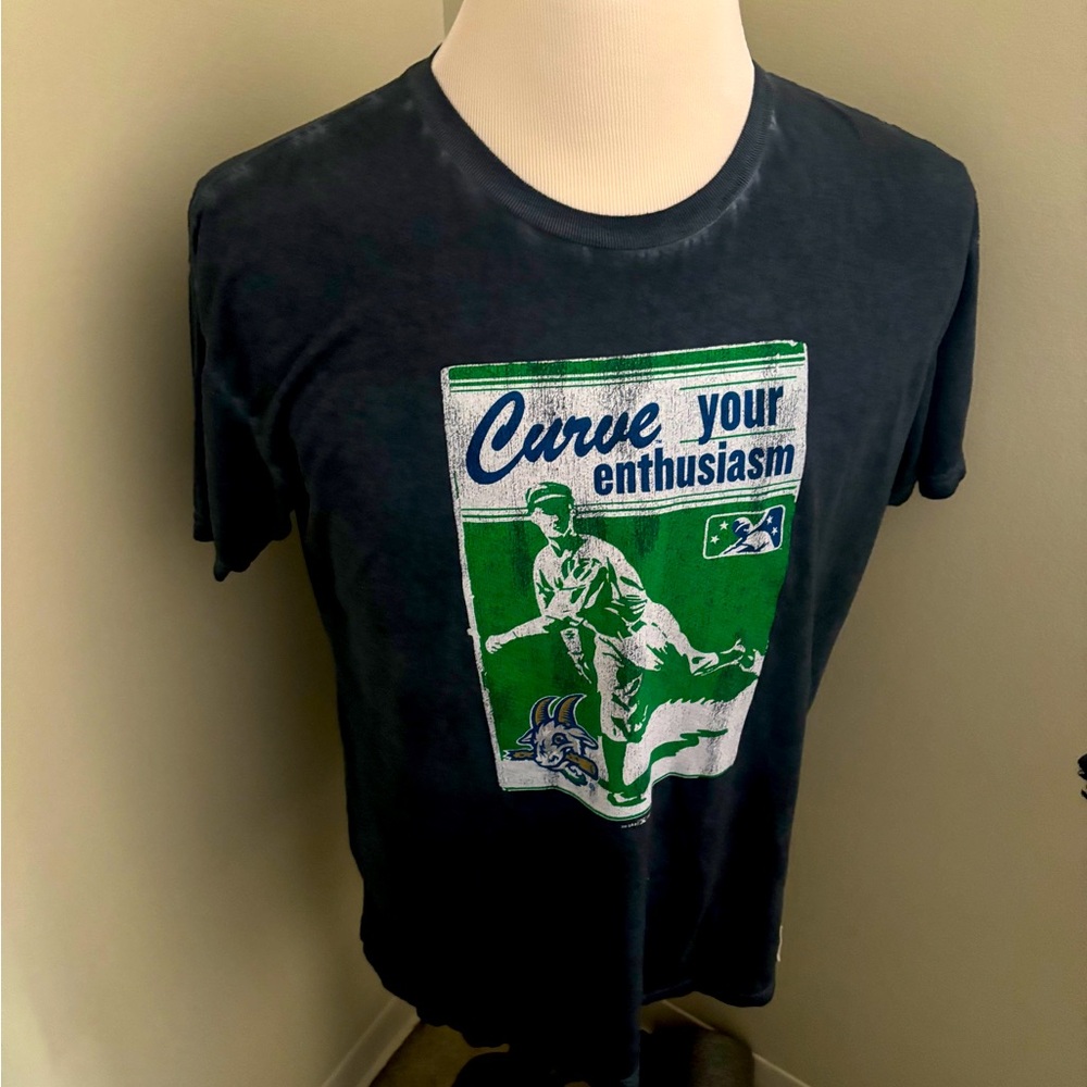 Retro brand Black short sleeve t-shirt Size Lg